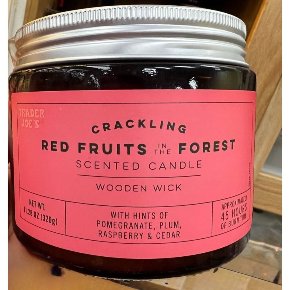 Trader Joes Crackling Red Fruits In The Forest Scented Candle 11.28 Oz Wooden Wi